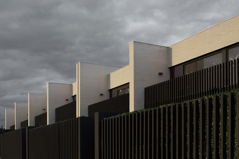 Javier Larraz Arquitectos. 24 Viviendas Adosadas_5